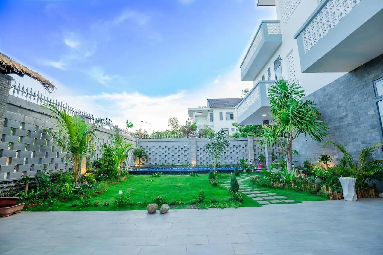 Palm Villa 27 - Villa Garden In Vungtau 5 Bedrooms Vung Tau Vietnam